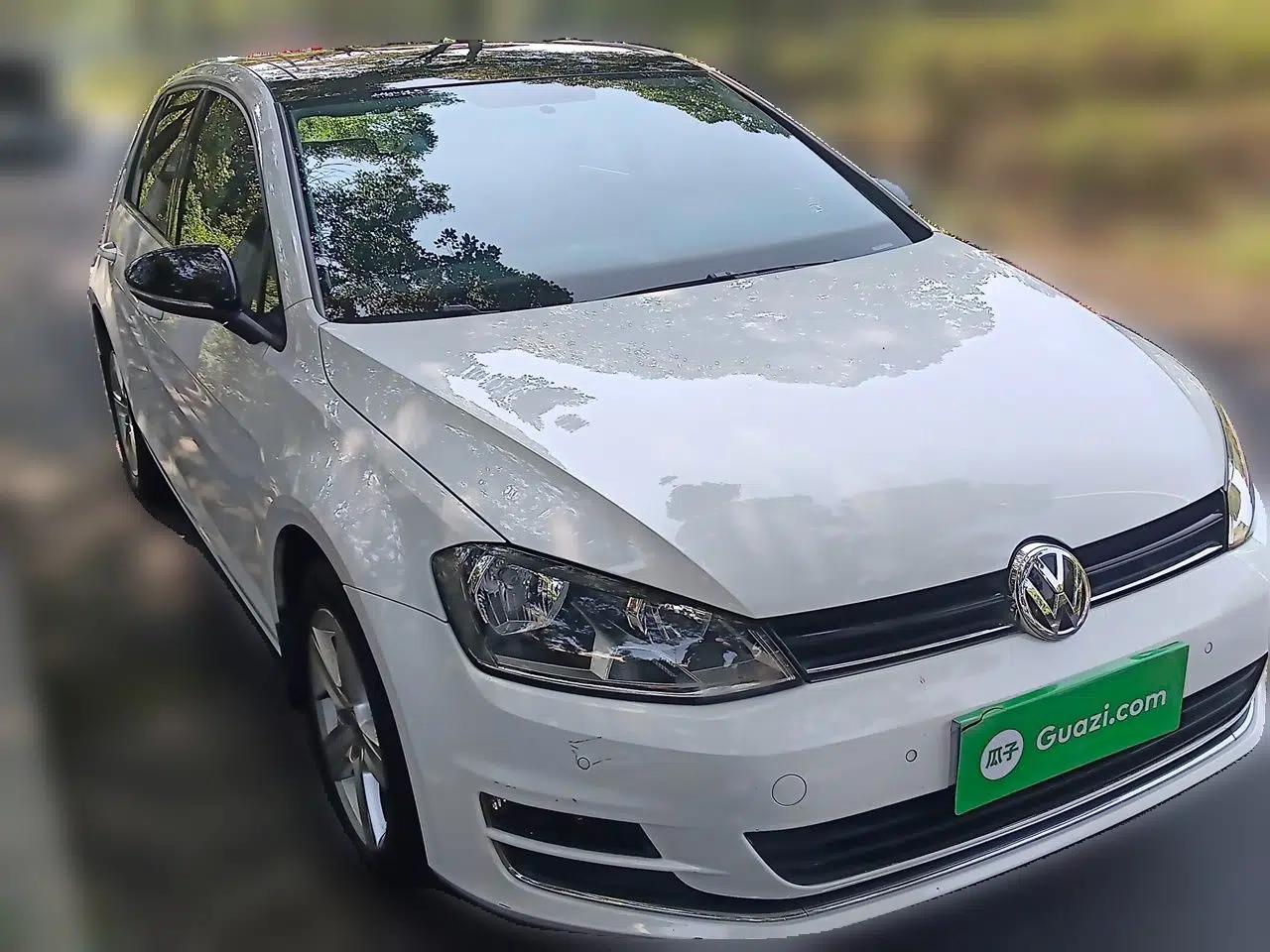 Volkswagen Golf 2017 1.6L Automatic Comfort Million-Vehicle Anniversary Edition — миниатюра 3
