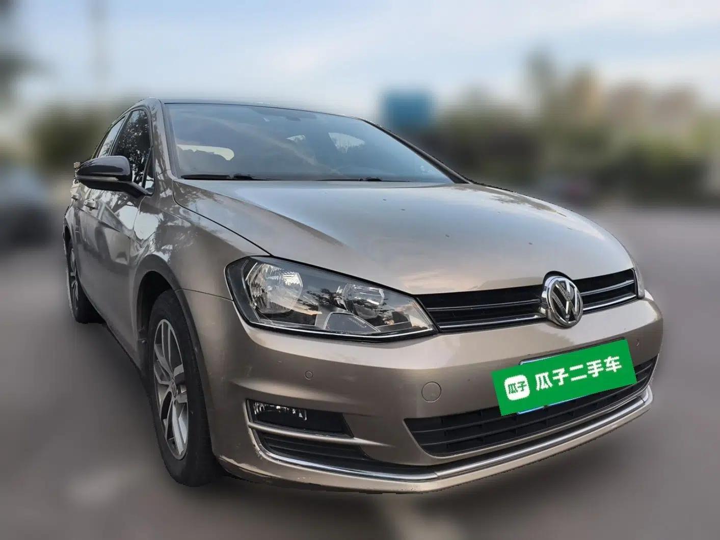 Volkswagen Golf 2017 230TSI Automatic Luxury Million-Vehicle Commemorative Edition — миниатюра 3
