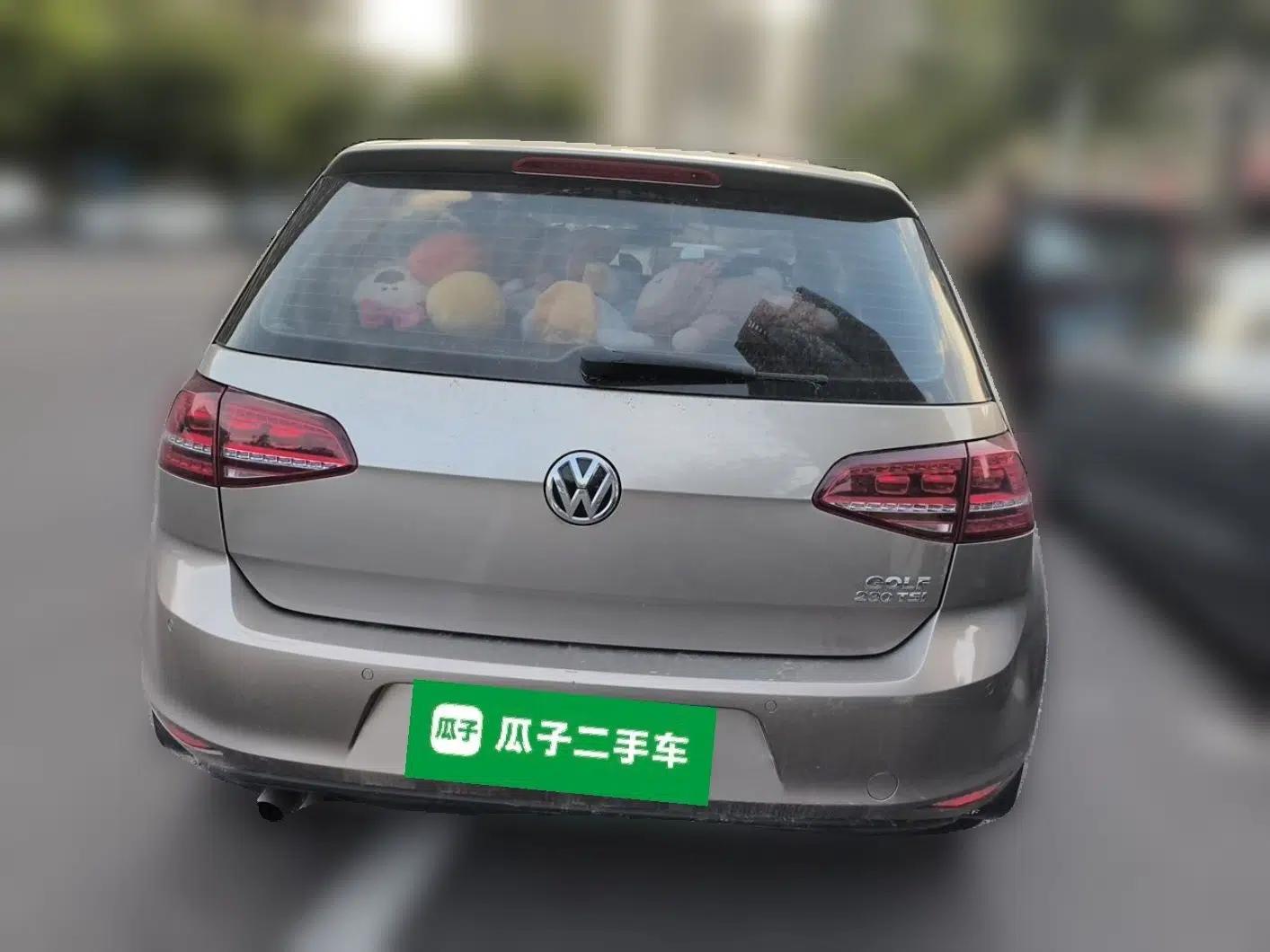 Volkswagen Golf 2017 230TSI Automatic Luxury Million-Vehicle Commemorative Edition — миниатюра 5