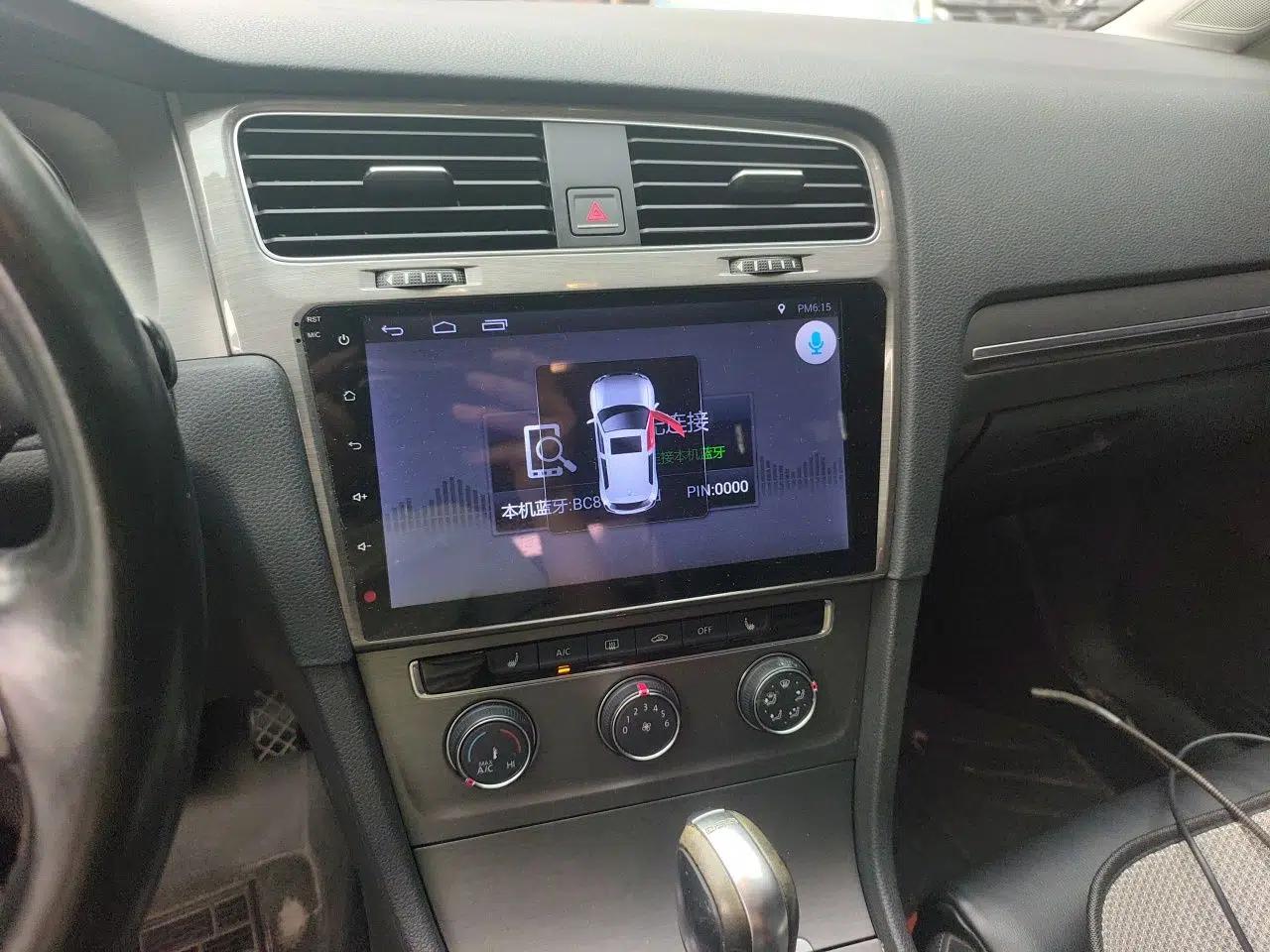 Volkswagen Golf 2016 230TSI Automatic Luxury Version — миниатюра 13