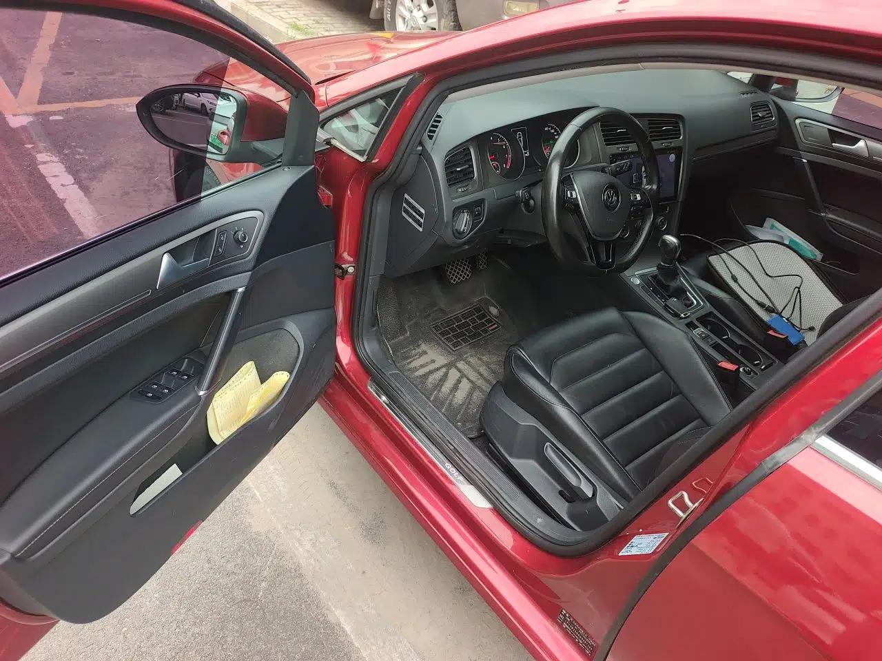 Volkswagen Golf 2016 230TSI Automatic Luxury Version — миниатюра 16