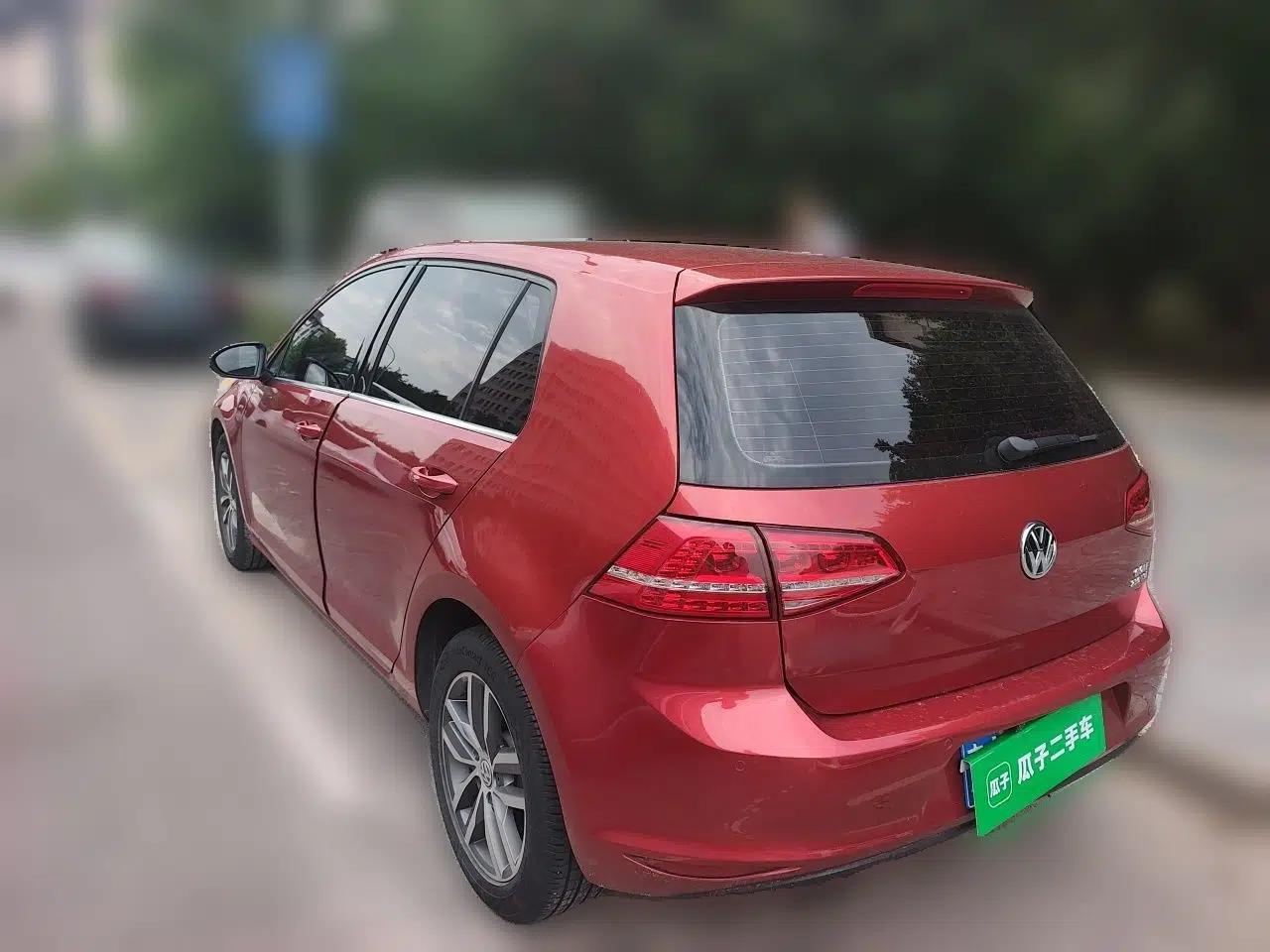 Volkswagen Golf 2016 230TSI Automatic Luxury Version — миниатюра 4