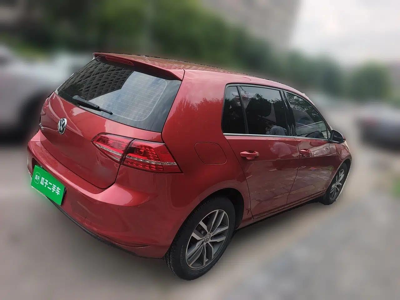Volkswagen Golf 2016 230TSI Automatic Luxury Version — миниатюра 6