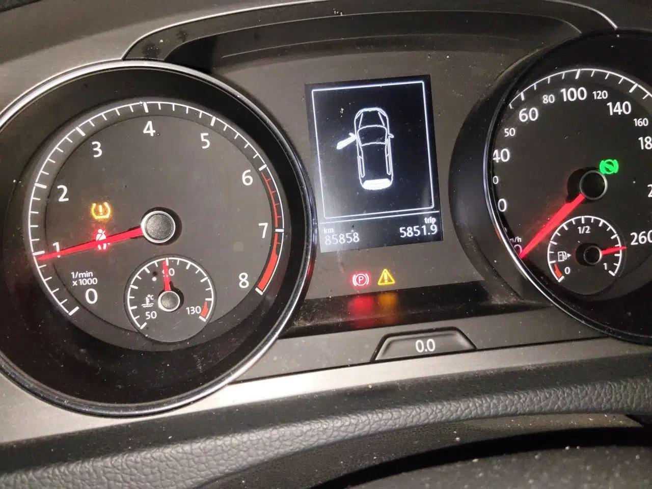 Volkswagen Golf 2015 1.4TSI Automatic Comfort Model — миниатюра 12