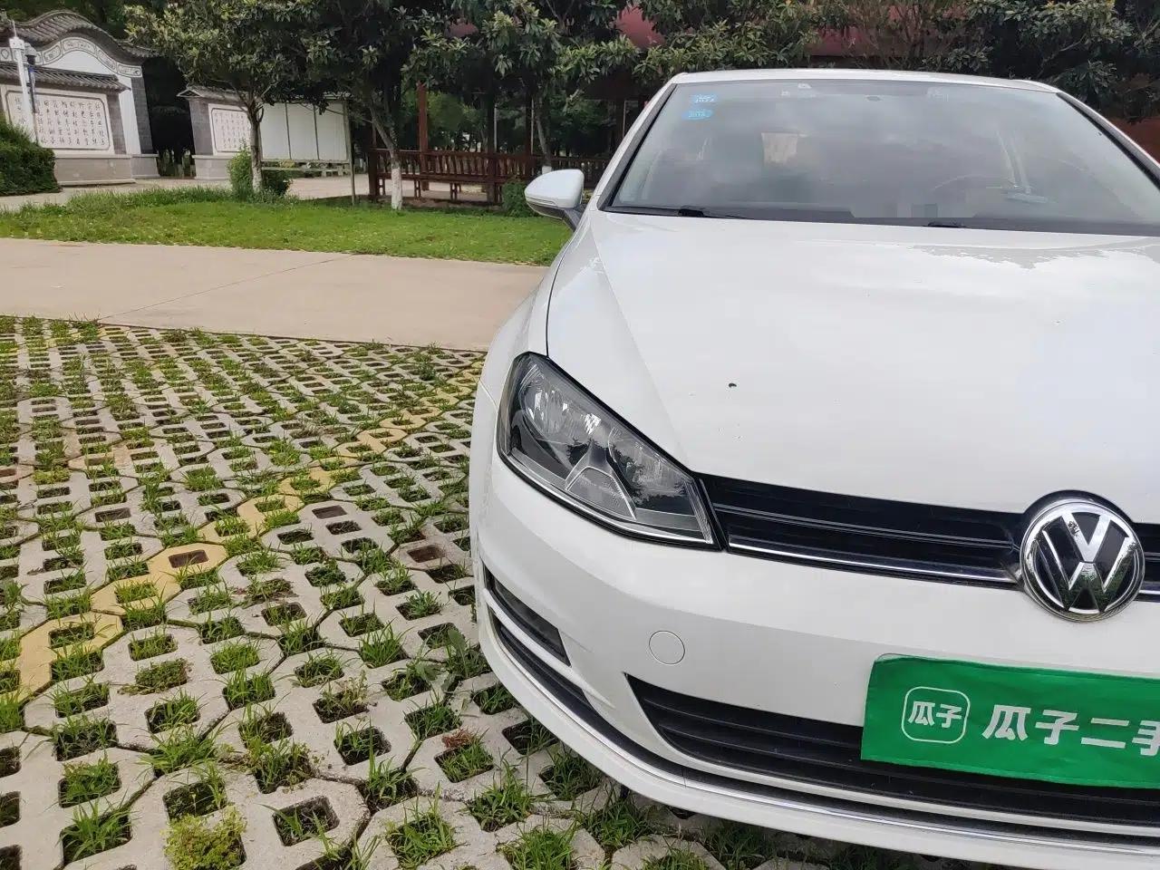 Volkswagen Golf 2014 1.6L Manual Fashion Edition — миниатюра 7