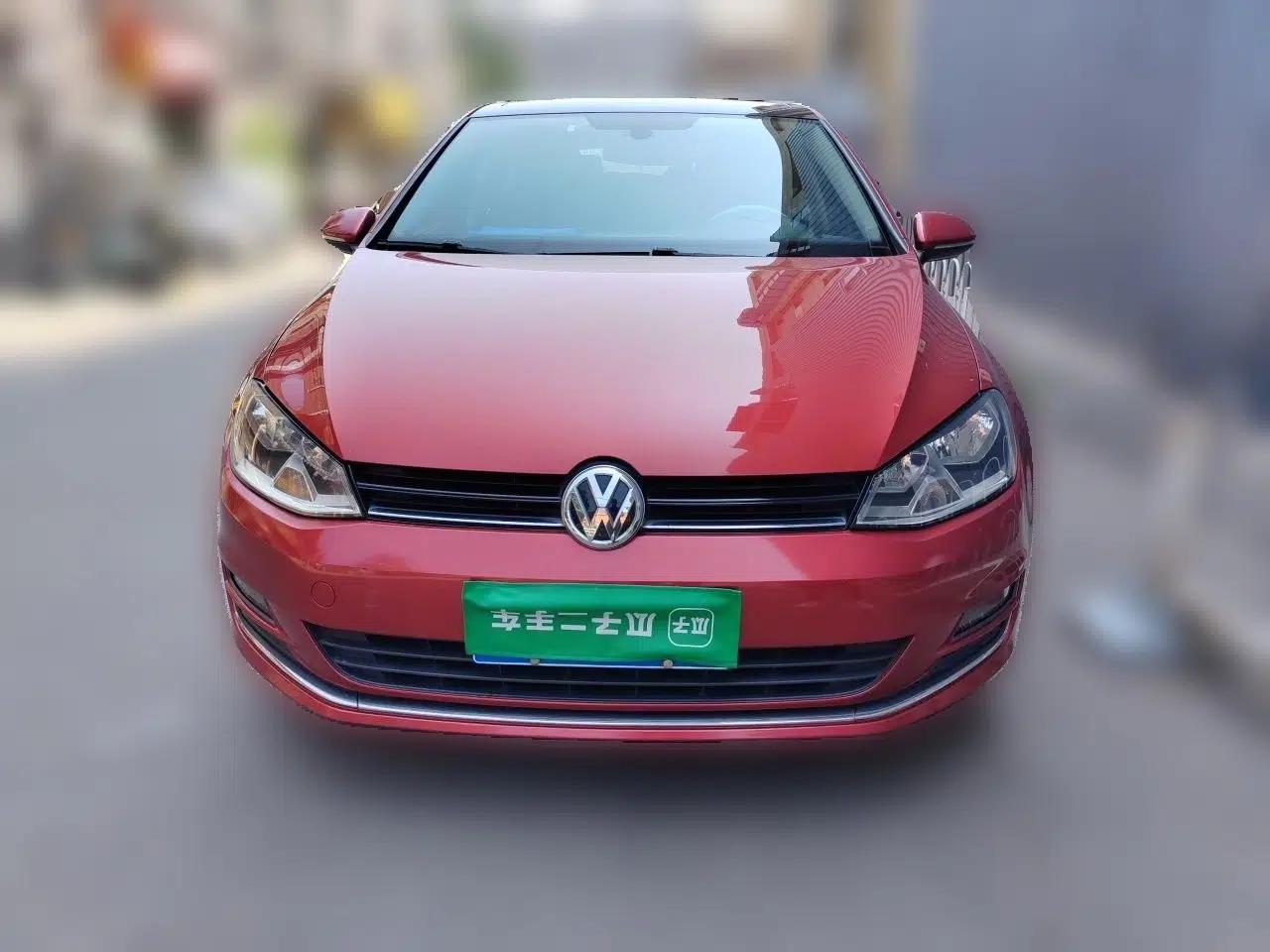 Volkswagen Golf 2015 1.4TSI Automatic Luxury Model — миниатюра 2
