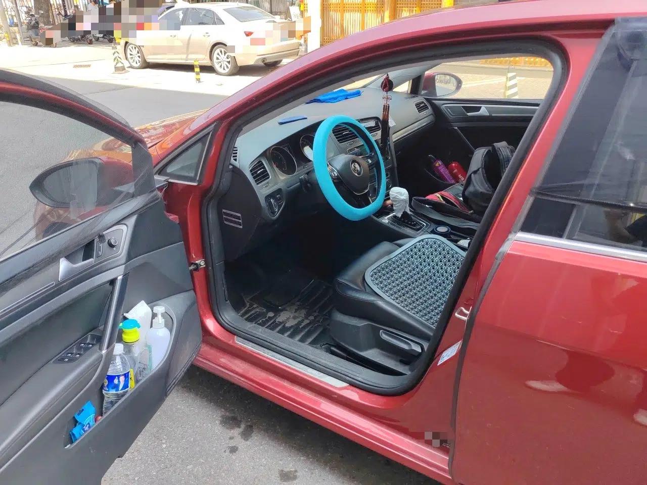 Volkswagen Golf 2015 1.4TSI Automatic Luxury Model — миниатюра 16