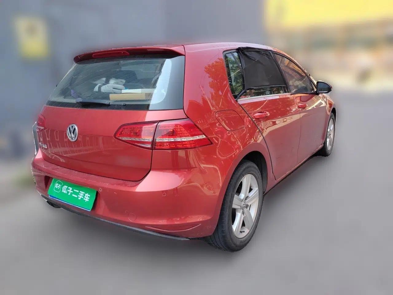 Volkswagen Golf 2015 1.4TSI Automatic Luxury Model — миниатюра 6