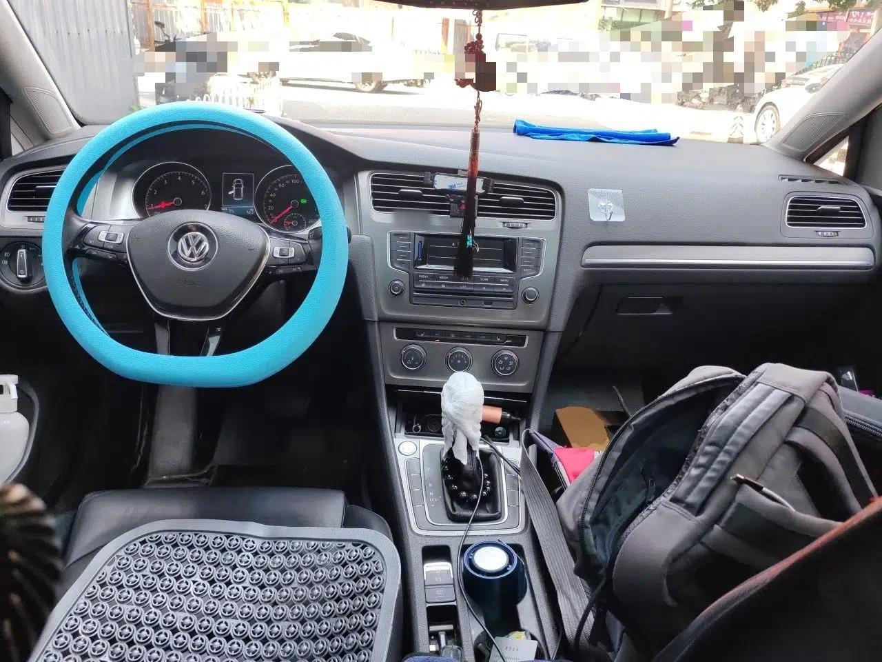 Volkswagen Golf 2015 1.4TSI Automatic Luxury Model — миниатюра 9