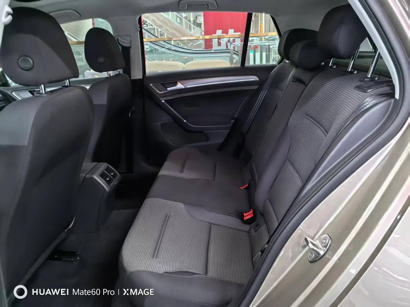 Volkswagen Golf 2015 1.4TSI Automatic Comfort Model — миниатюра 22