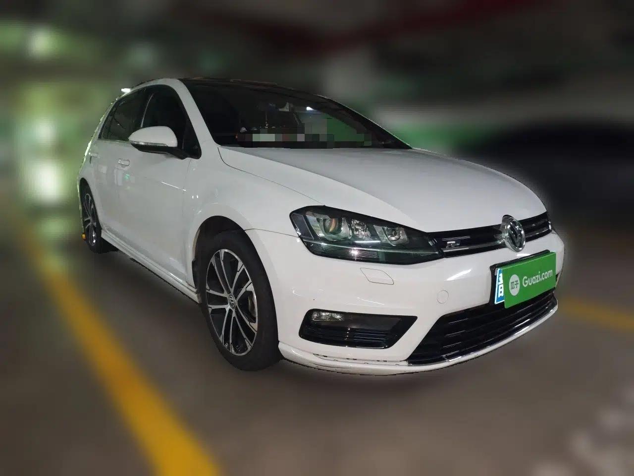 Volkswagen Golf 2017 280TSI Automatic R-Line Million-Vehicle Commemorative Edition — миниатюра 3