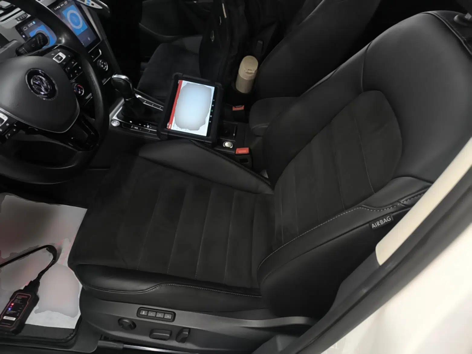 Volkswagen Golf 2018 230TSI Automatic Luxury Version — миниатюра 17
