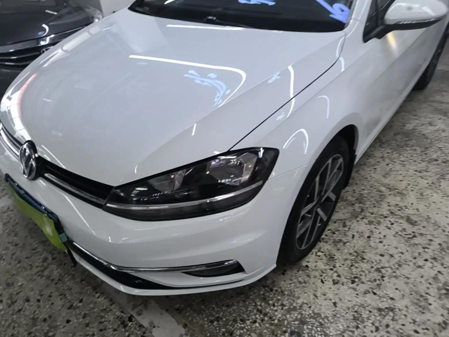 Volkswagen Golf 2018 230TSI Automatic Luxury Version — миниатюра 8