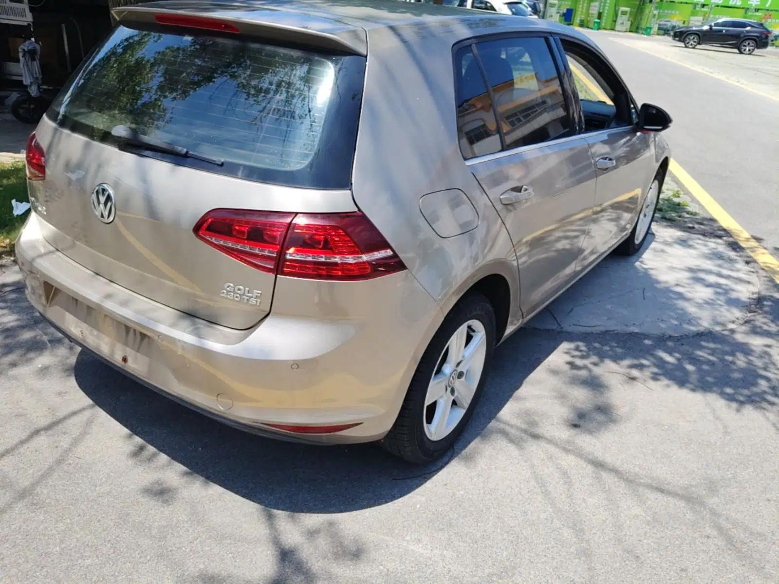 Volkswagen Golf 2017 230TSI Automatic Comfort Edition – Celebrating Milestone of One Million Units — миниатюра 9