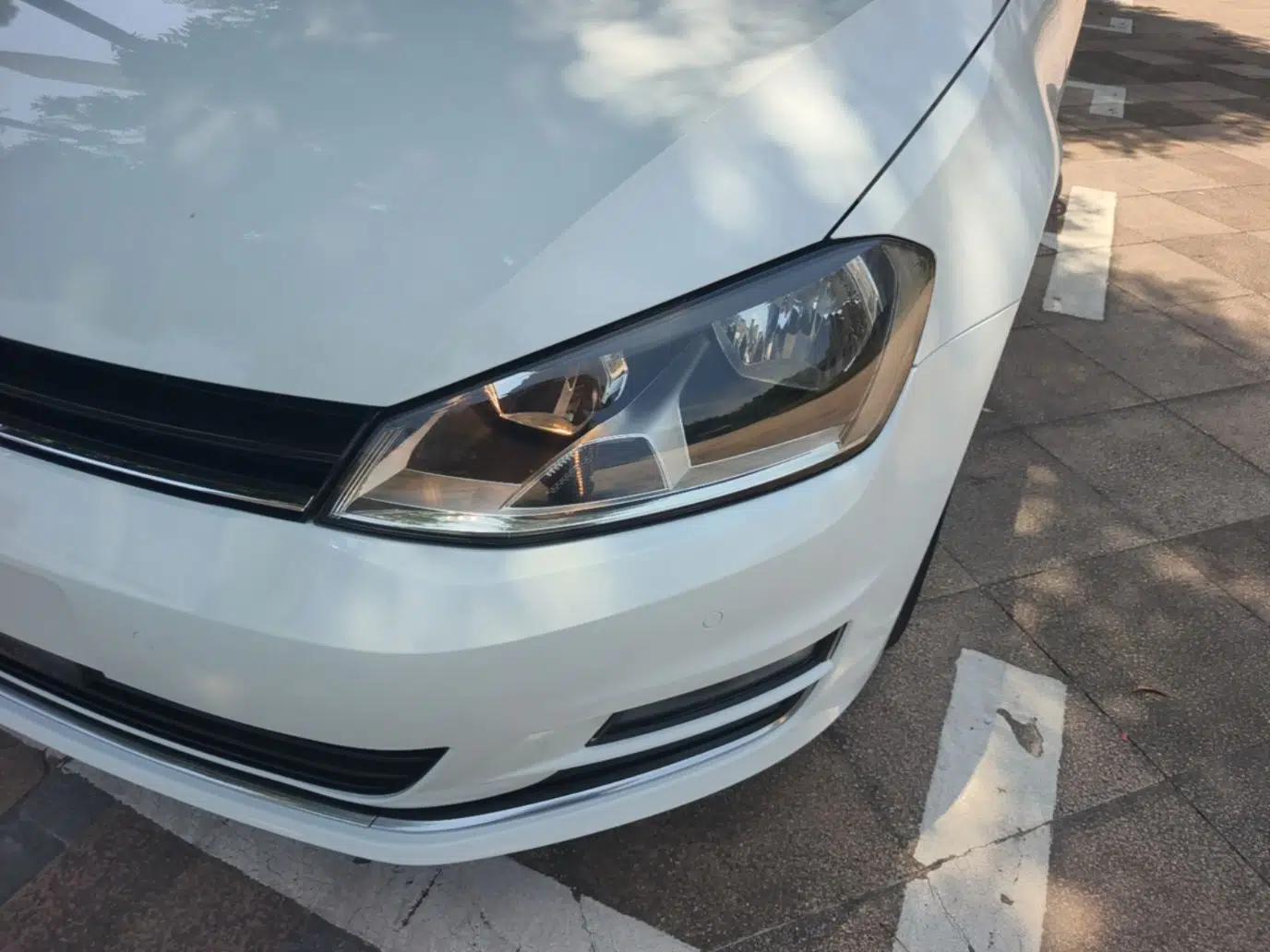 Volkswagen Golf 2017 230TSI Automatic Comfort Edition – Celebrating Milestone of One Million Units — миниатюра 8