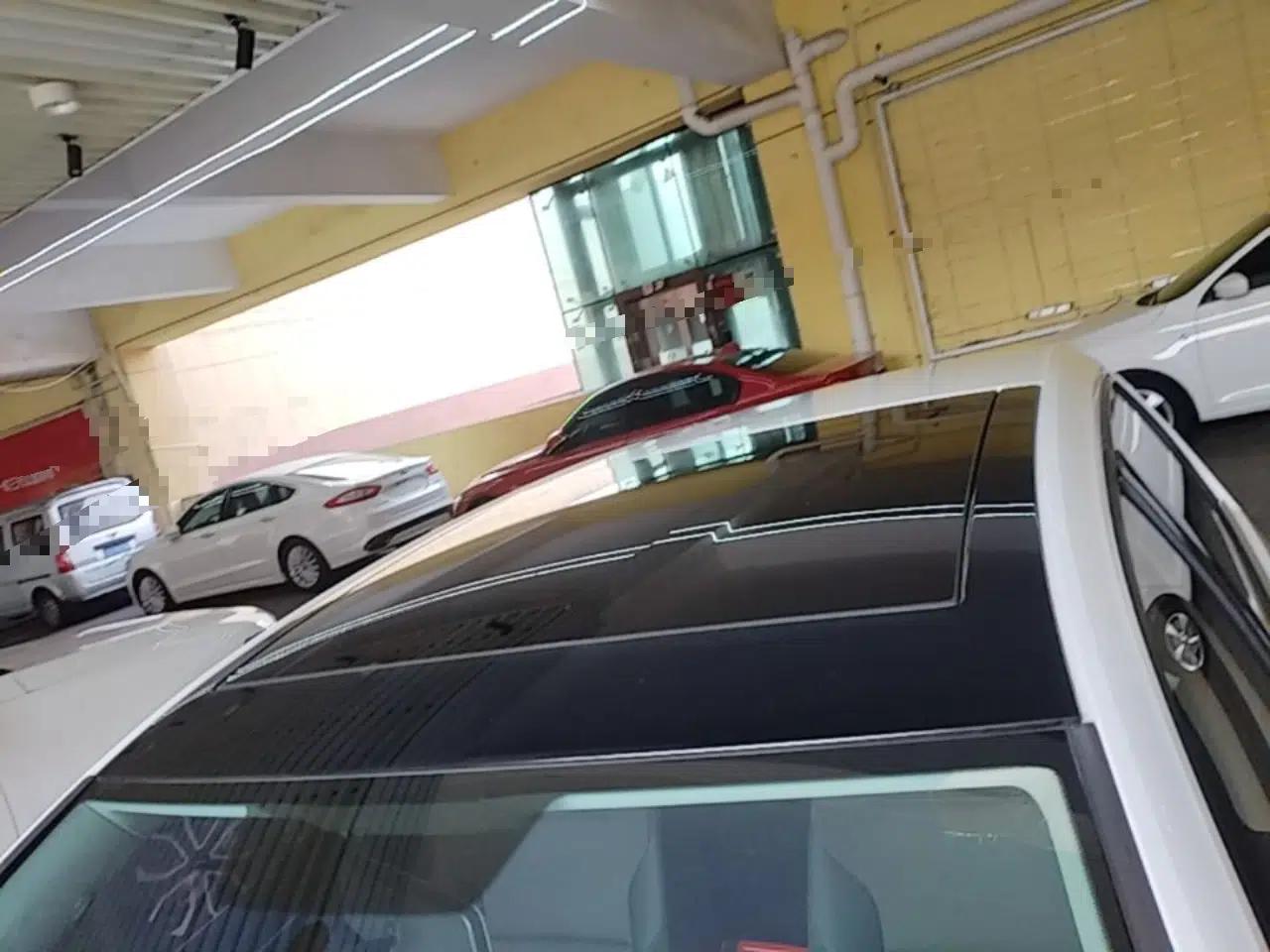 Volkswagen Golf 2017 230TSI Automatic Comfort Edition – Celebrating Milestone of One Million Units — миниатюра 7