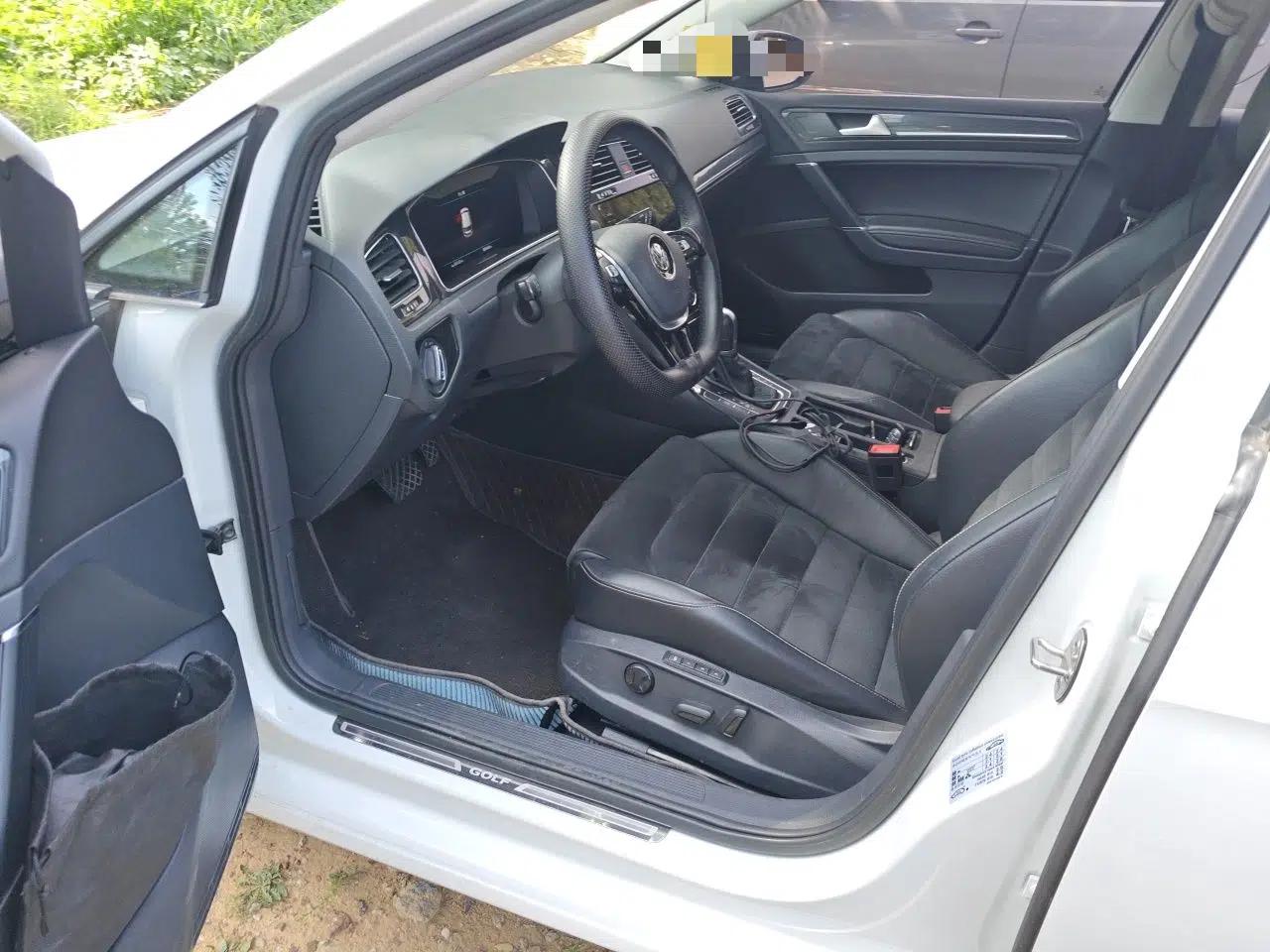 Volkswagen Golf 2020 Zhiai Edition 280TSI DSG Luxury Model — миниатюра 16