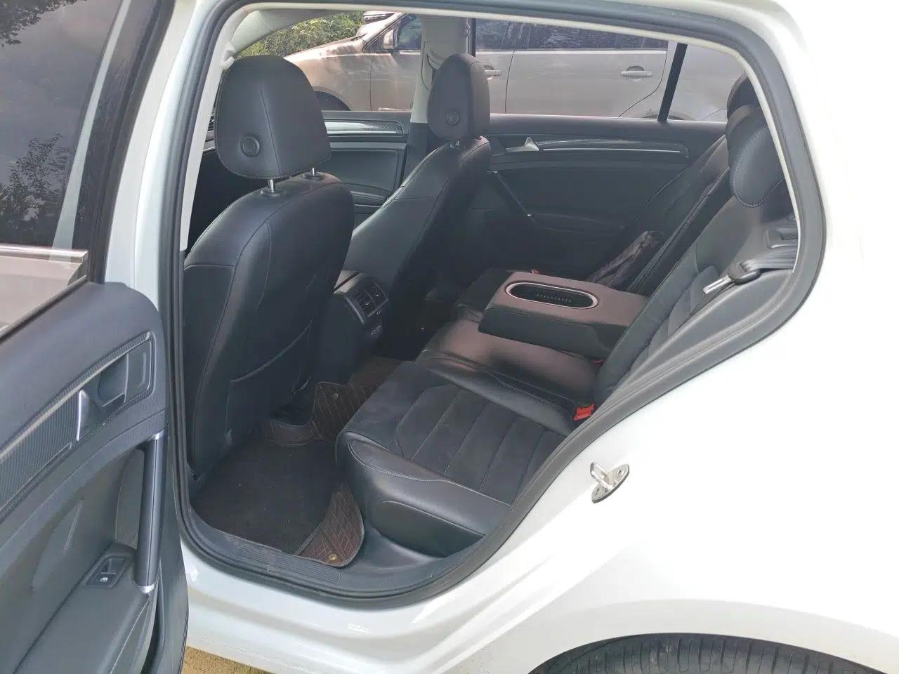 Volkswagen Golf 2020 Zhiai Edition 280TSI DSG Luxury Model — миниатюра 17
