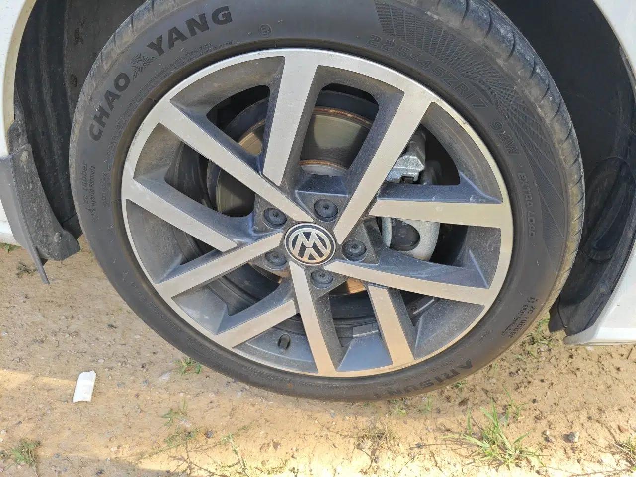 Volkswagen Golf 2020 Zhiai Edition 280TSI DSG Luxury Model — миниатюра 8