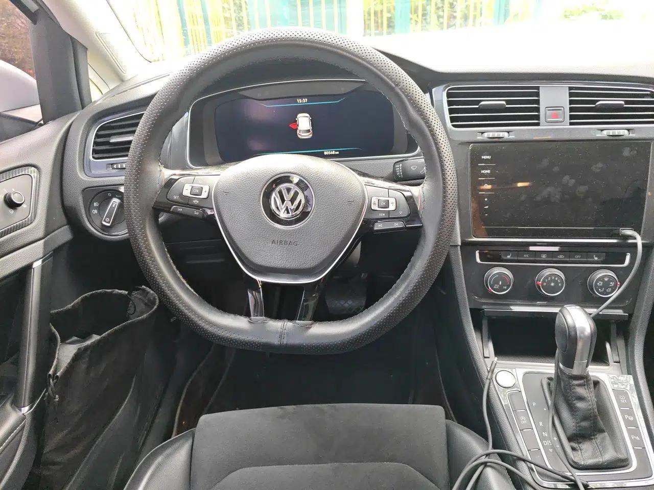 Volkswagen Golf 2020 Zhiai Edition 280TSI DSG Luxury Model — миниатюра 10
