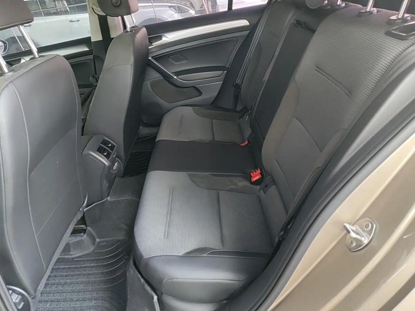 Volkswagen Golf 2020 Zhiai Edition 280TSI DSG Comfort Model — миниатюра 20