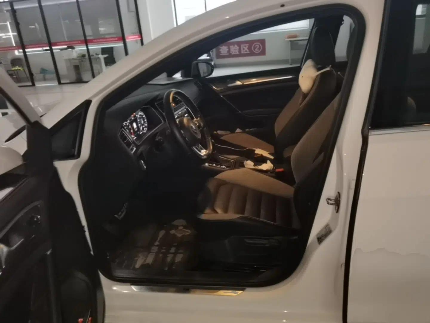 Volkswagen Golf 2019 280TSI DSG R-Line China VI Standard — миниатюра 14