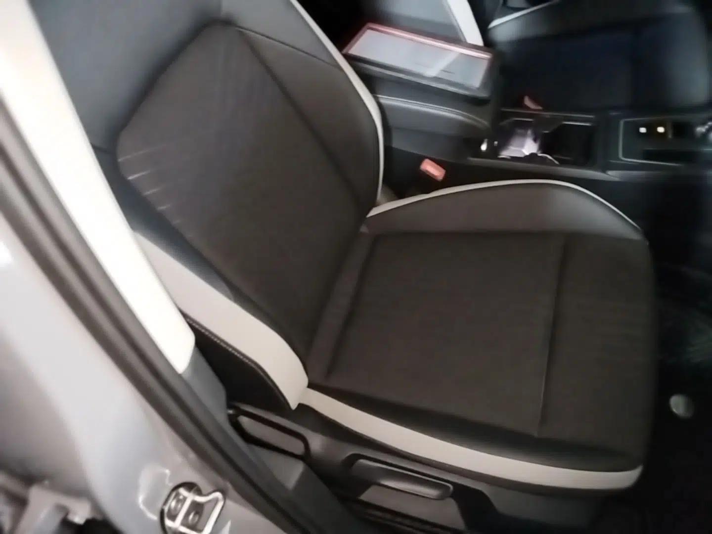 Volkswagen Golf 2021 280TSI DSG Pro — миниатюра 24
