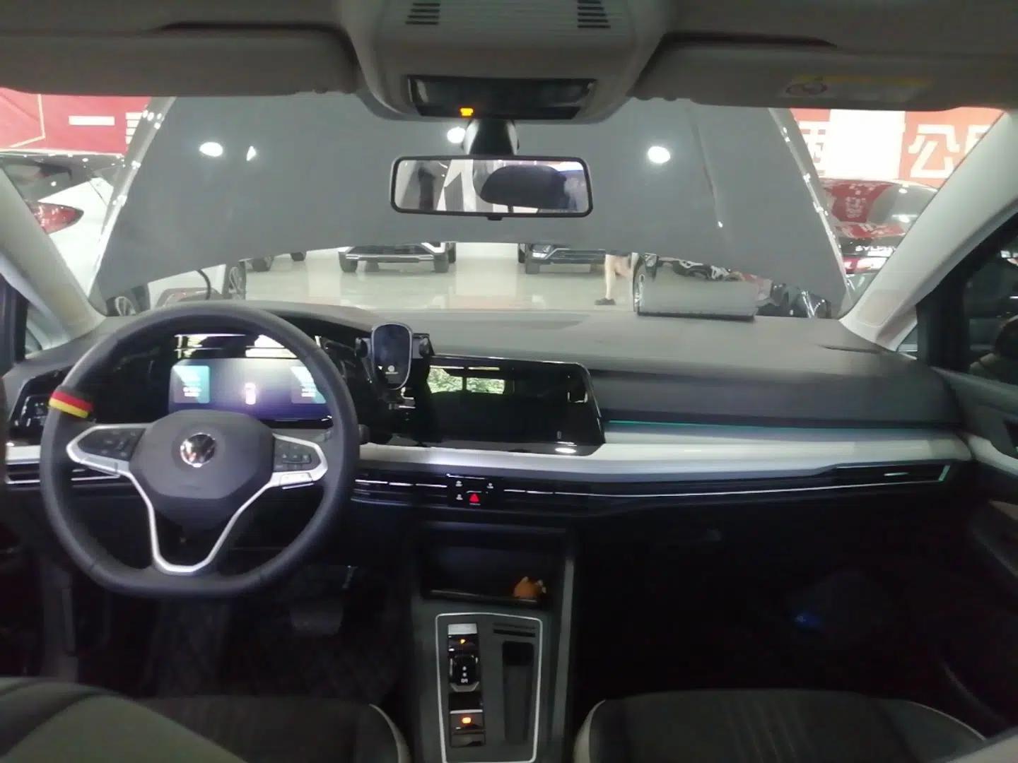 Volkswagen Golf 2023 Facelift 280TSI DSG Pro — миниатюра 12