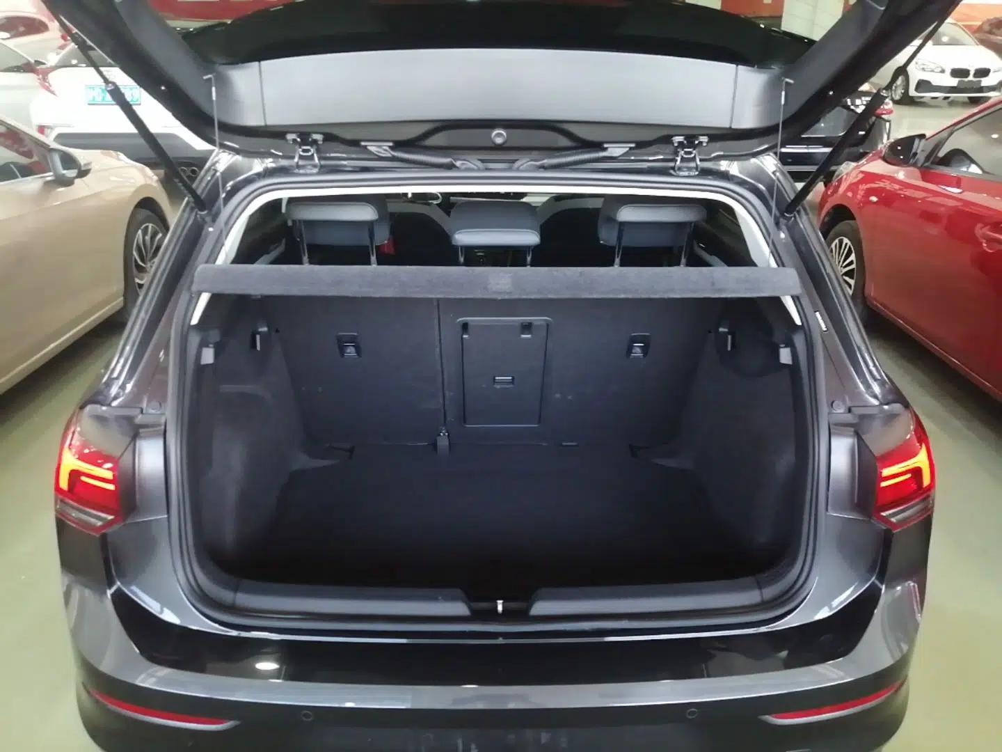 Volkswagen Golf 2023 Facelift 280TSI DSG Pro — миниатюра 22
