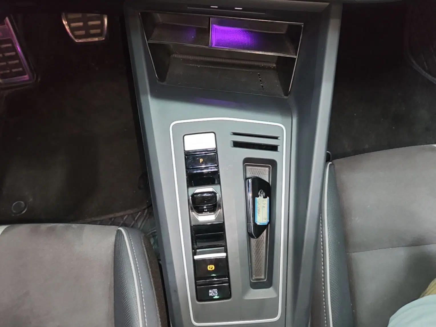 Volkswagen Golf 2023 Facelift 280TSI DSG R-Line — миниатюра 16