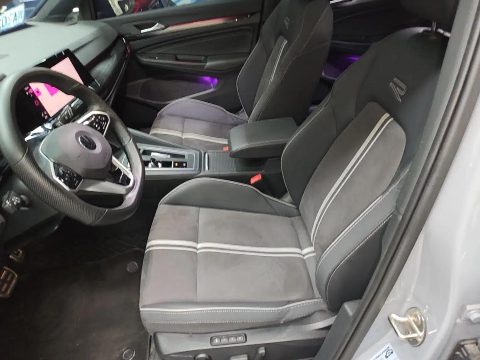 Volkswagen Golf 2023 Facelift 280TSI DSG R-Line — миниатюра 17