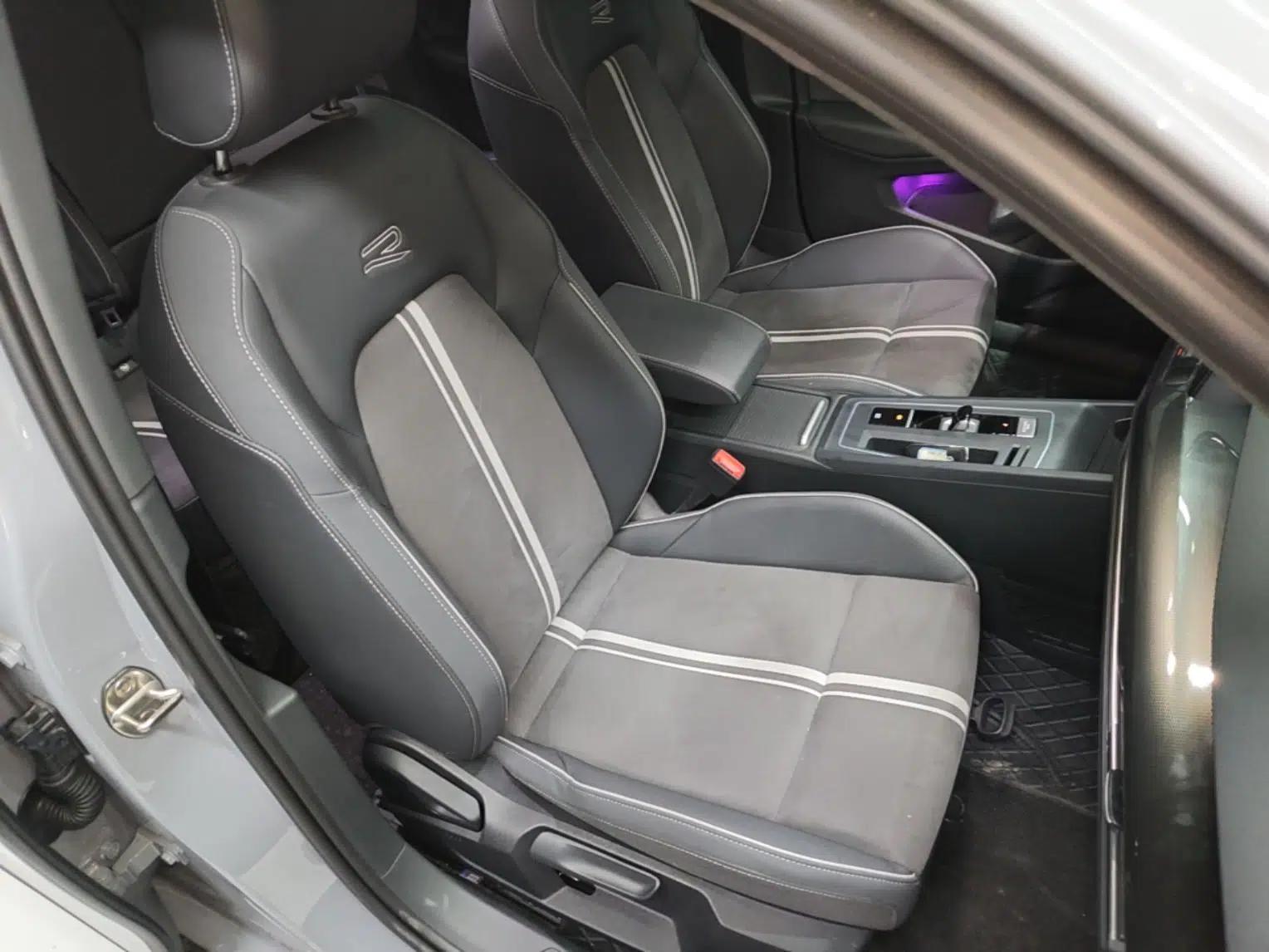 Volkswagen Golf 2023 Facelift 280TSI DSG R-Line — миниатюра 19
