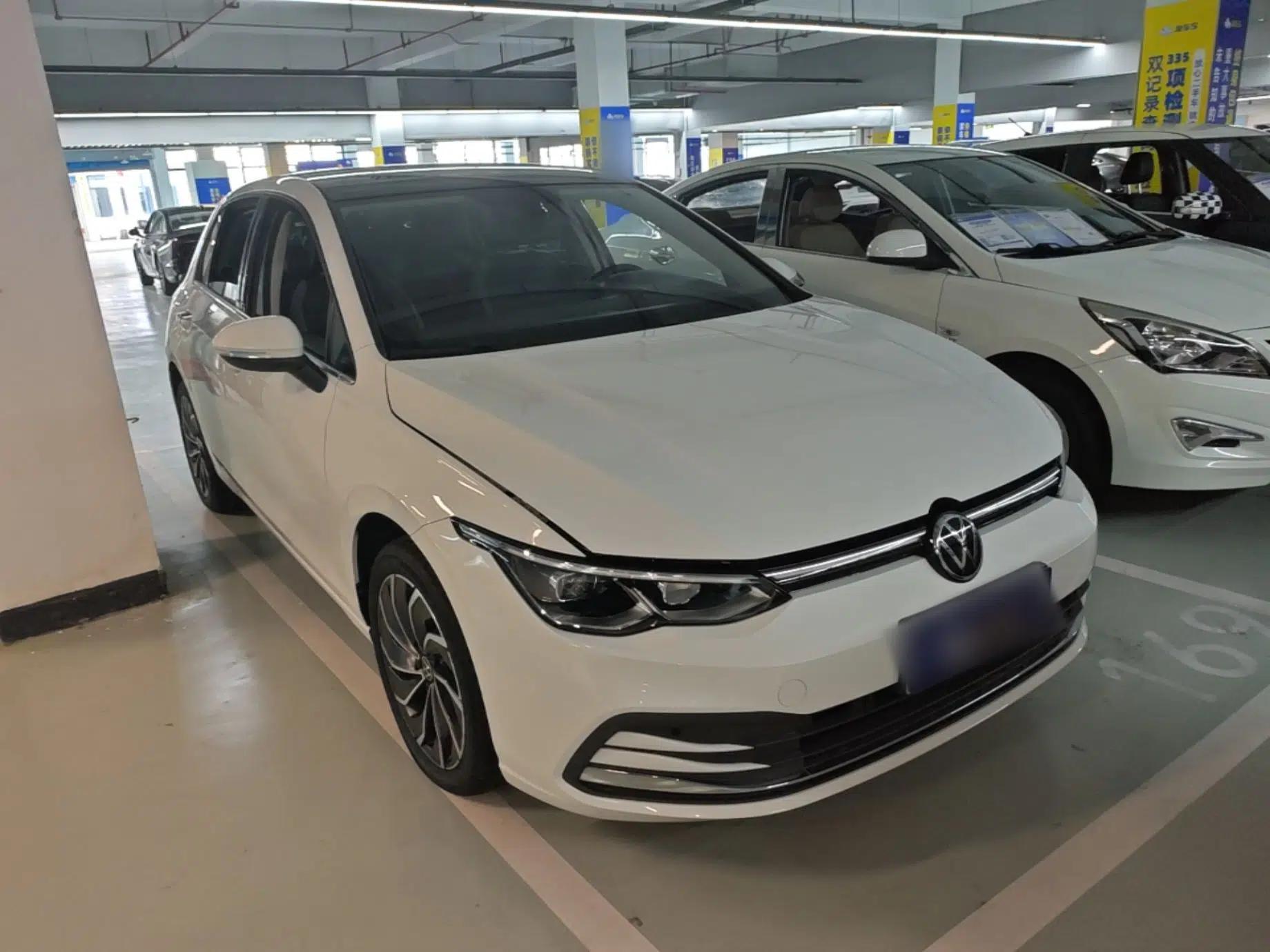 Volkswagen Golf 2023 200TSI DSG Pro — миниатюра 3