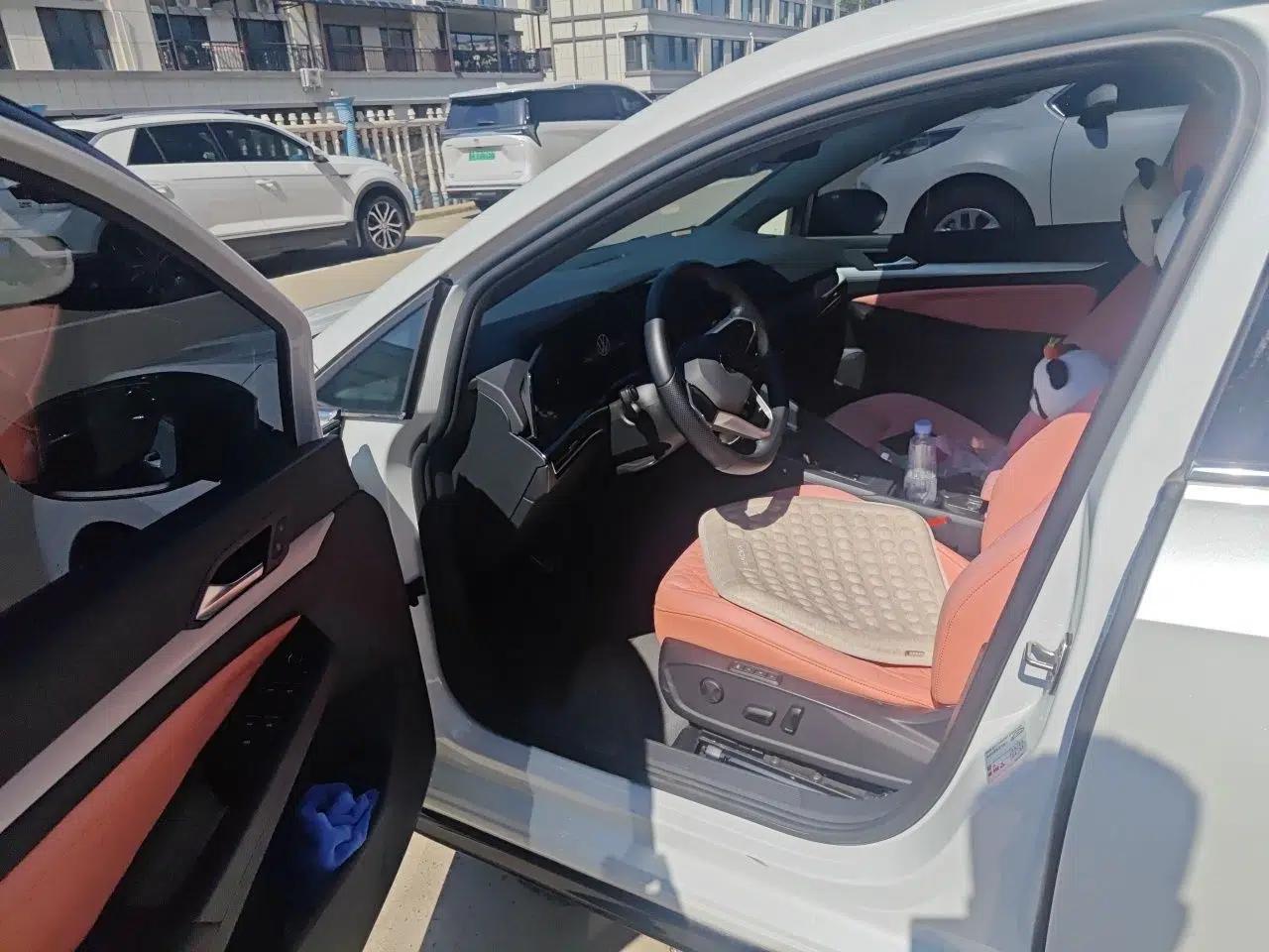 Volkswagen Golf 2023 Facelift 280TSI DSG R-Line Lite — миниатюра 16