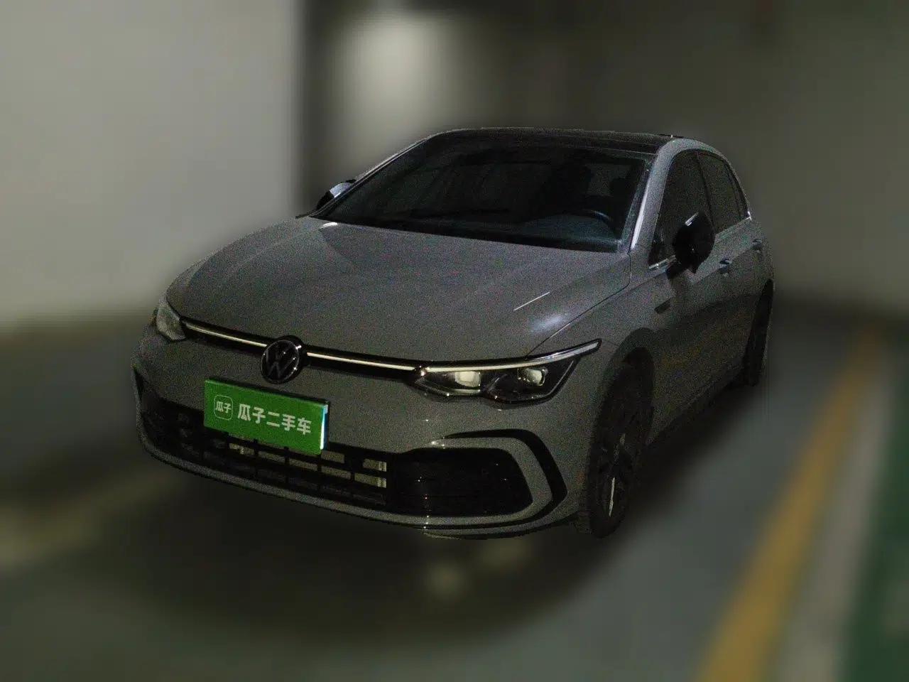 Volkswagen Golf 2023 Facelift 280TSI DSG R-Line Lite — миниатюра 1