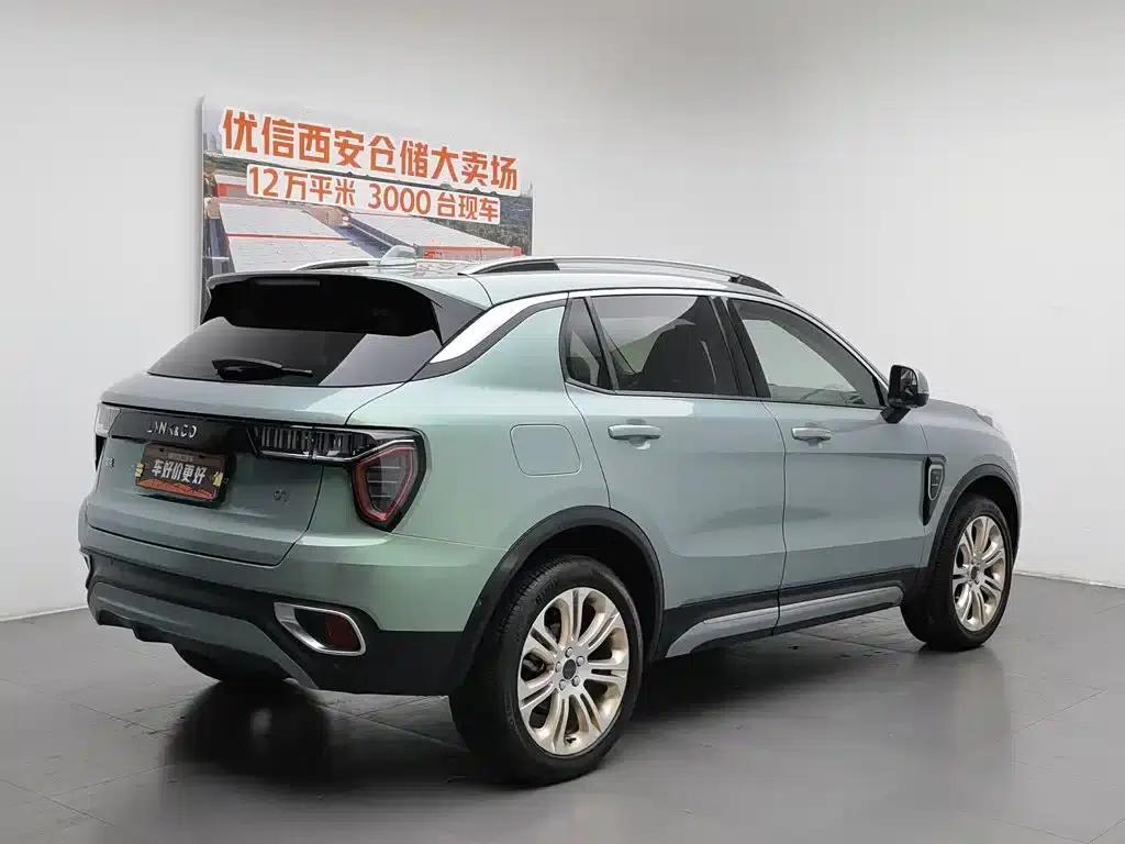 Lynk & Co 01 2017 2.0T 2WD Pro Edition — миниатюра 2