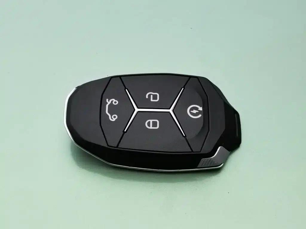 Lynk & Co 01 2017 2.0T 2WD Pro Edition — миниатюра 19