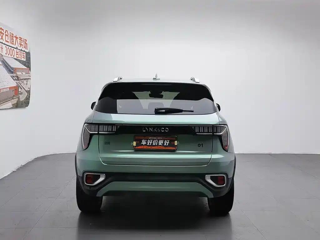 Lynk & Co 01 2017 2.0T 2WD Pro Edition — миниатюра 4