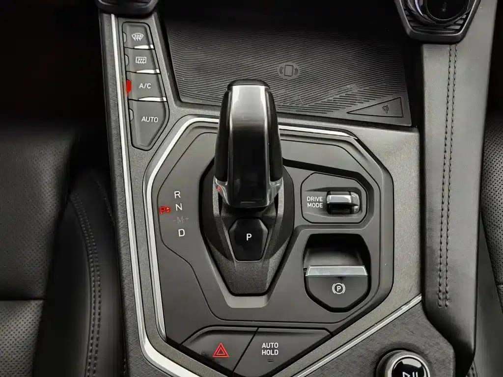 Lynk & Co 01 2021 2.0TD Two-Wheel Drive Pro — миниатюра 13