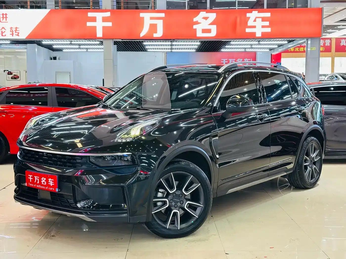 Lynk & Co 01 2021 2.0TD Two-Wheel Drive Pro — миниатюра 1