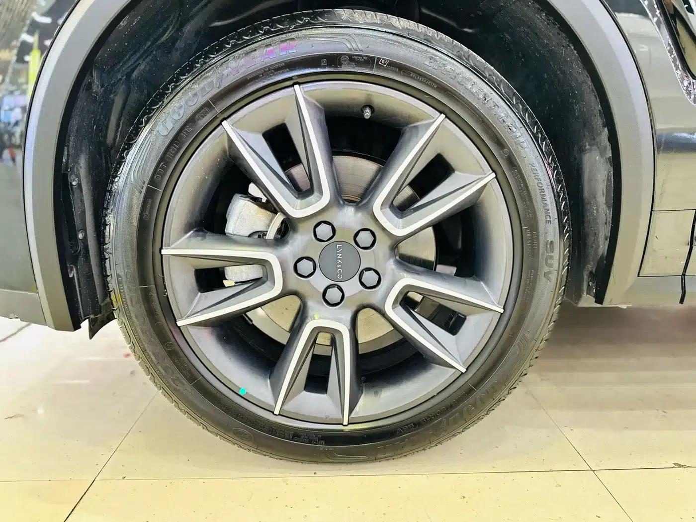 Lynk & Co 01 2021 2.0TD Two-Wheel Drive Pro — миниатюра 35