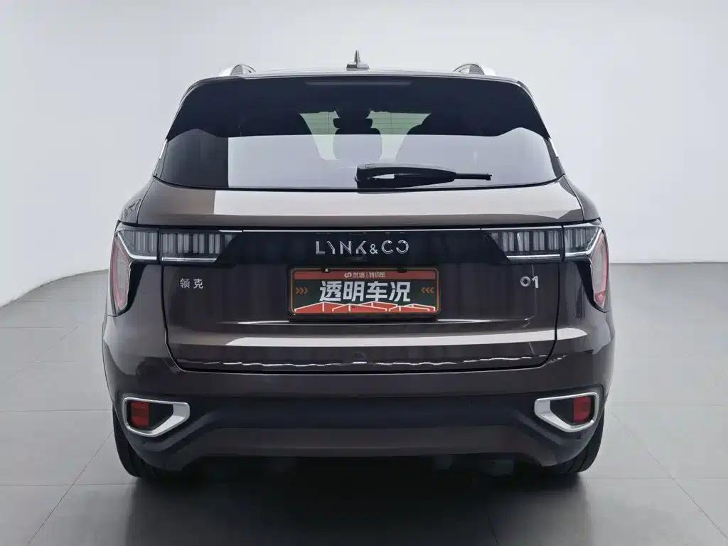 Lynk & Co 01 2017 2.0T 2WD Pro Edition — миниатюра 4