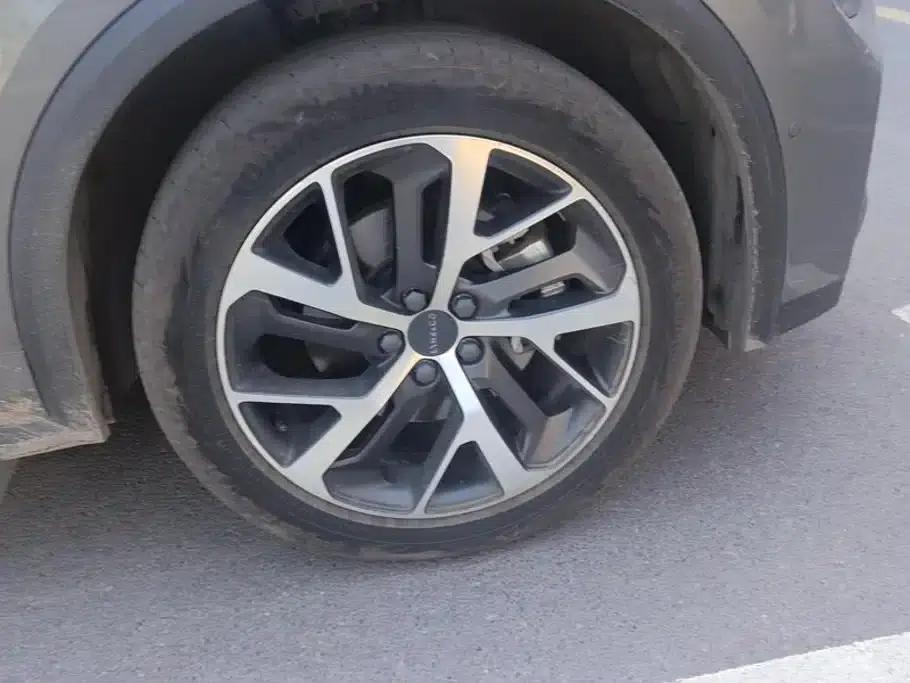 Lynk & Co 01 2021 2.0TD AWD Halo — миниатюра 6