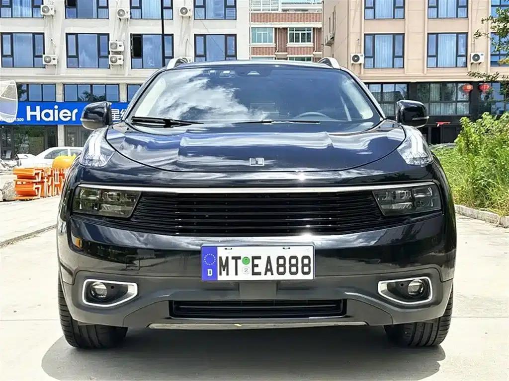 Lynk & Co 01 2017 2.0T 2WD Pro Edition — миниатюра 2