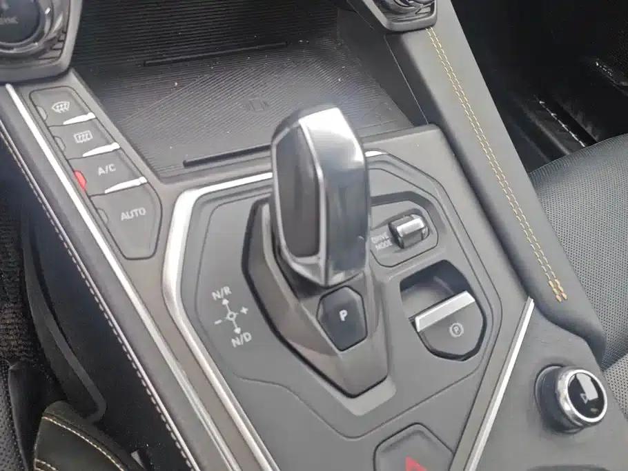 Lynk & Co 01 2023 2.0TD Two-Wheel Drive Pro — миниатюра 16
