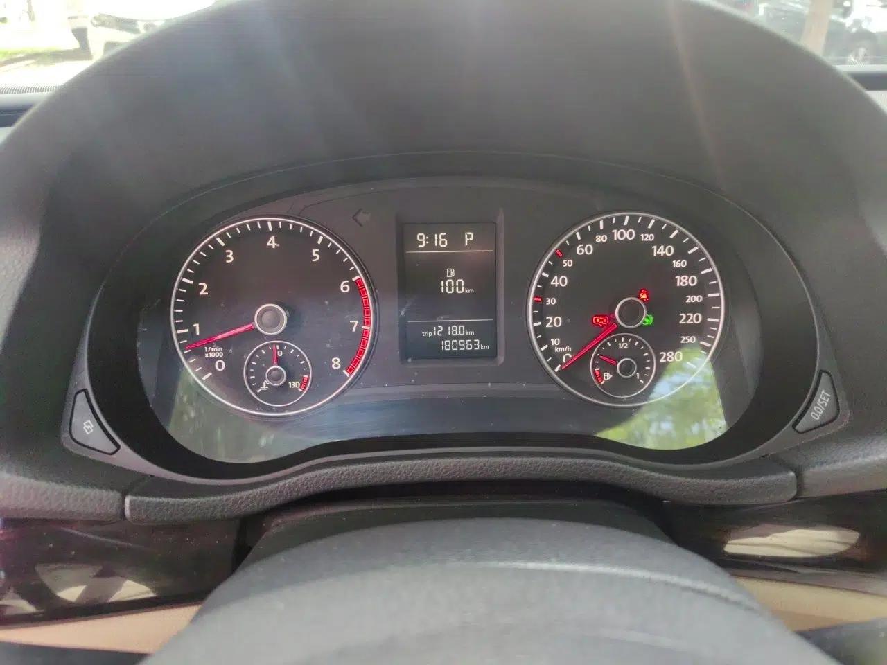 Volkswagen Passat 2011 1.8TSI Automatic Prestige Edition — миниатюра 11