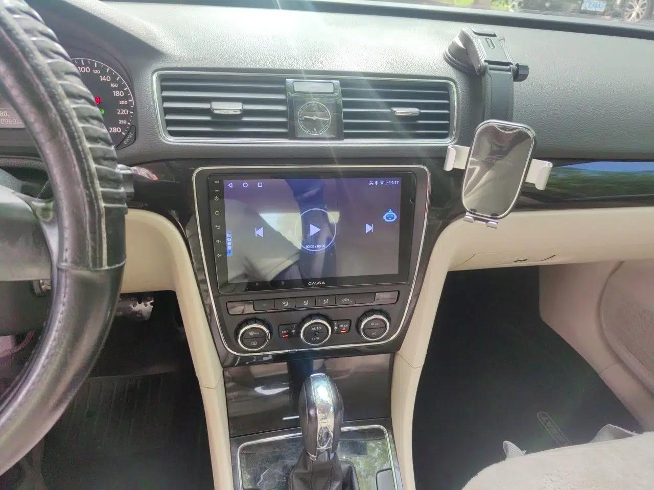 Volkswagen Passat 2011 1.8TSI Automatic Prestige Edition — миниатюра 13