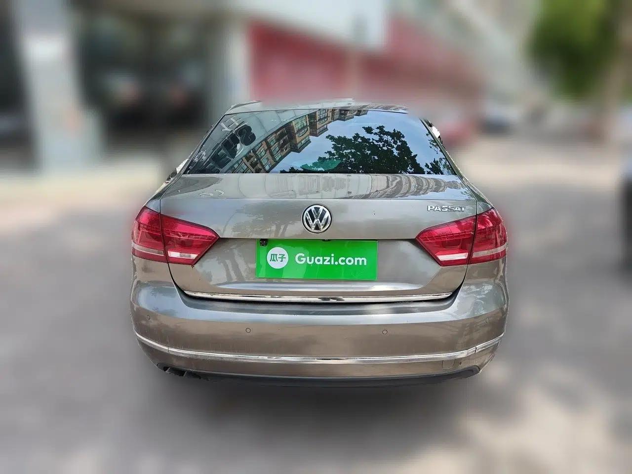Volkswagen Passat 2013 1.8TSI DSG Ultimate Edition — миниатюра 5
