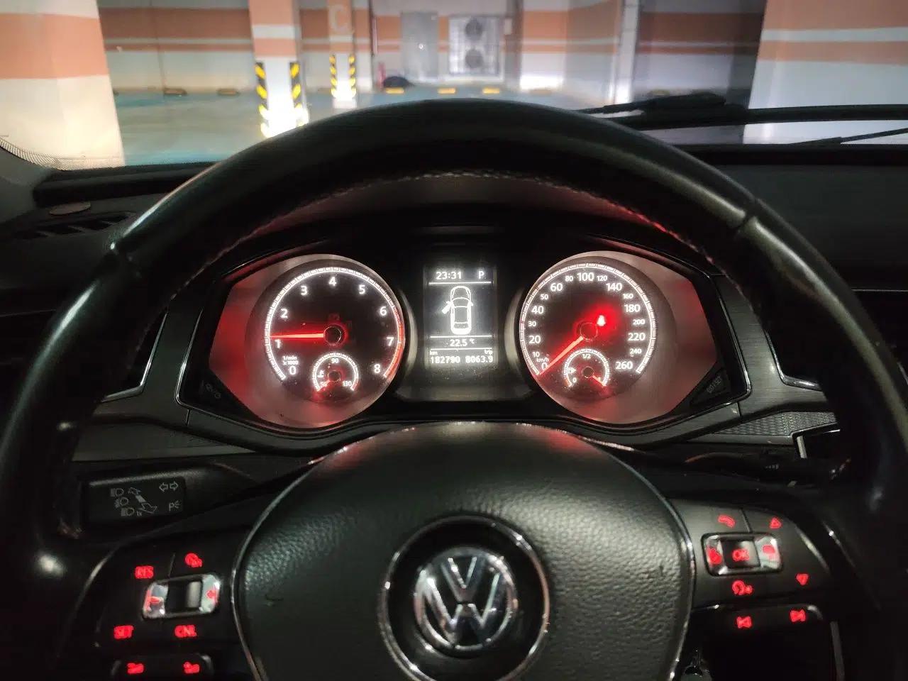 Volkswagen Passat 2016 330TSI DSG Luxury Edition — миниатюра 11