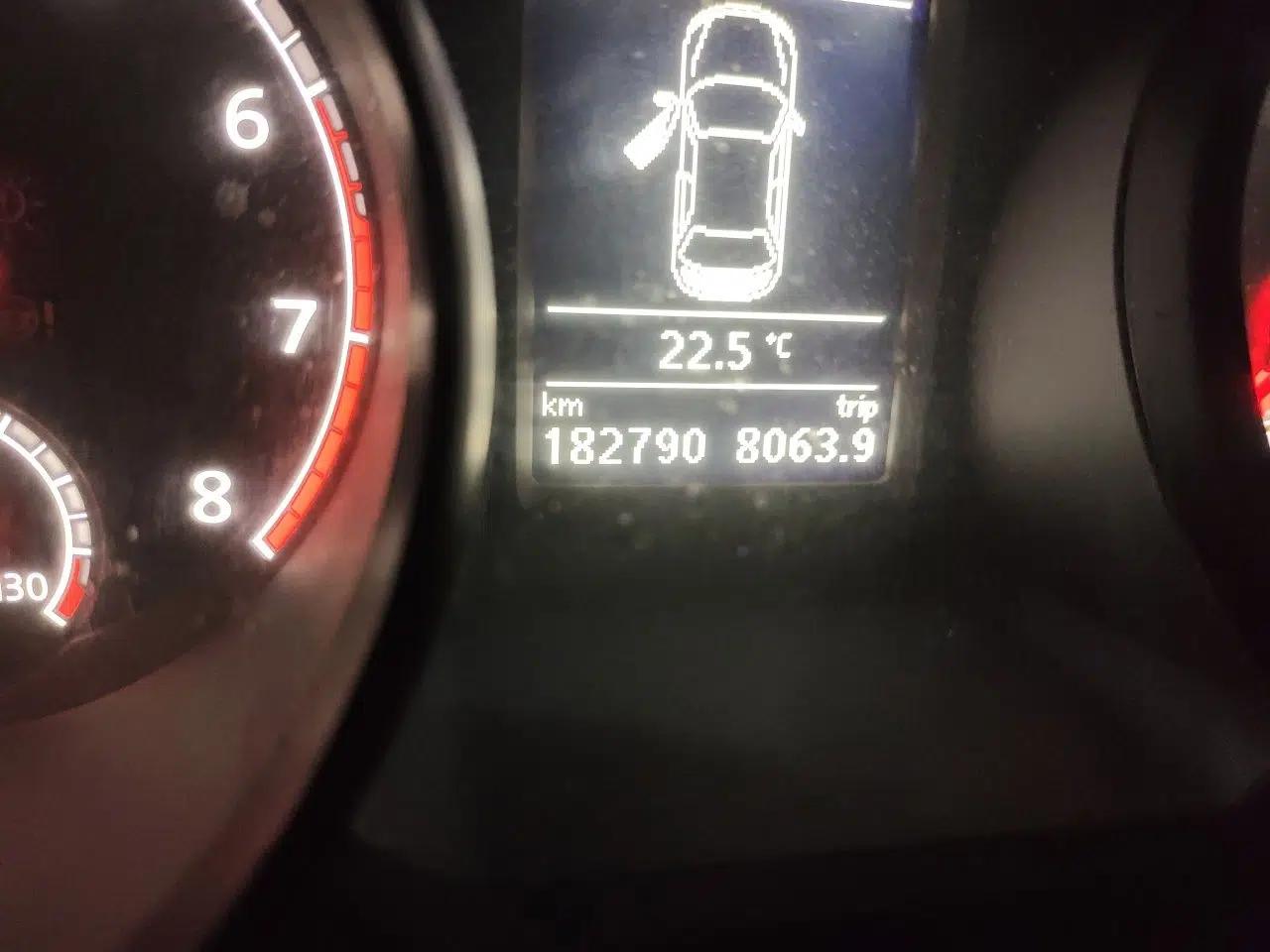 Volkswagen Passat 2016 330TSI DSG Luxury Edition — миниатюра 12